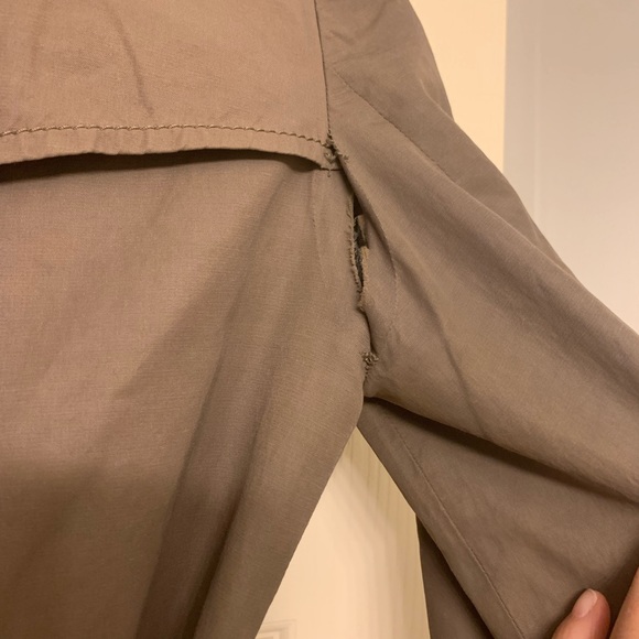 Aritzia Babaton Trench Coat - Picture 5 of 10